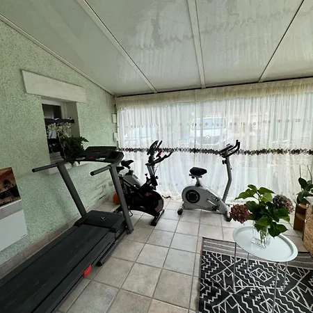 Magnifique Maison De Vacances 펜션 사흘라 라 카네다